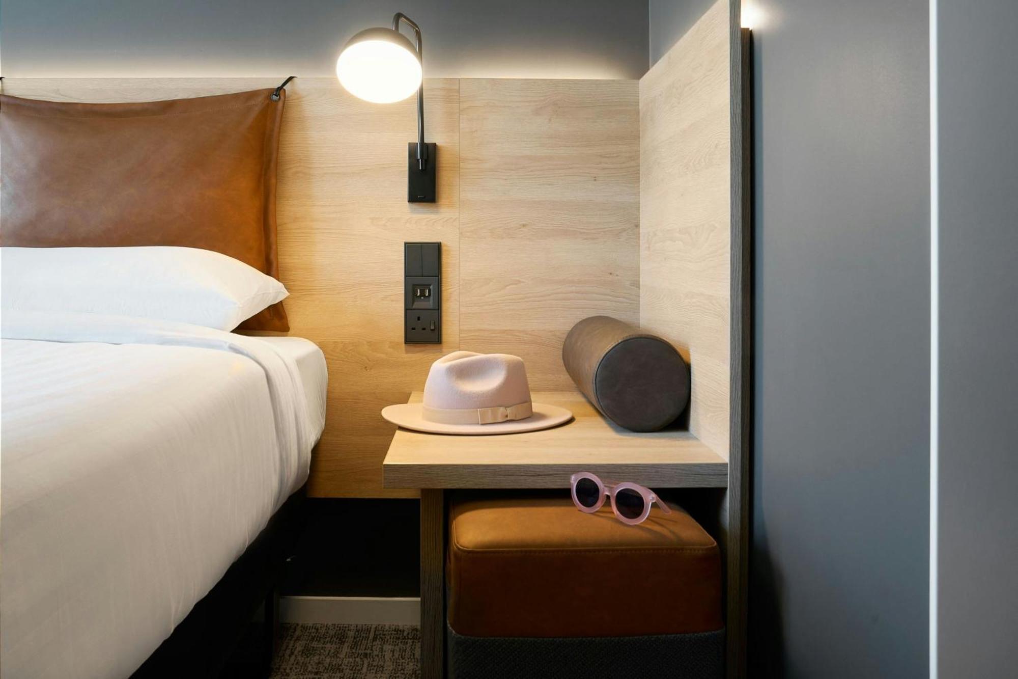Moxy Bristol Hotell Eksteriør bilde