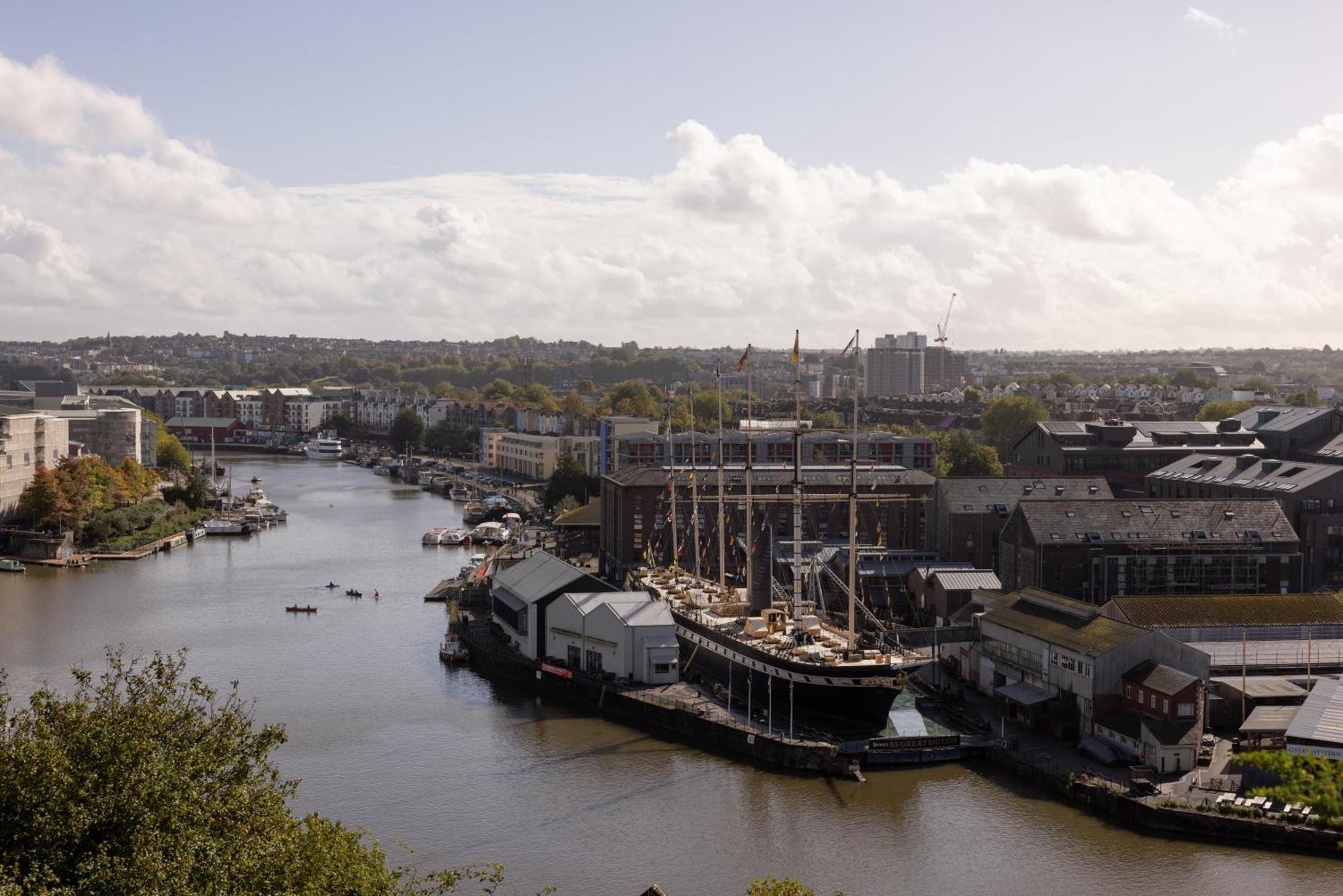 Moxy Bristol Hotell Eksteriør bilde